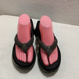 Volatile Platform Wedge Flip Flop Thong Sandals Metalli Leather Women Sz 10Bling